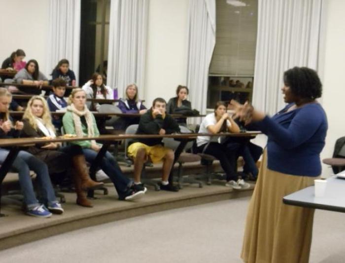 Prof. Nicole Jackson is teaching in a classroom